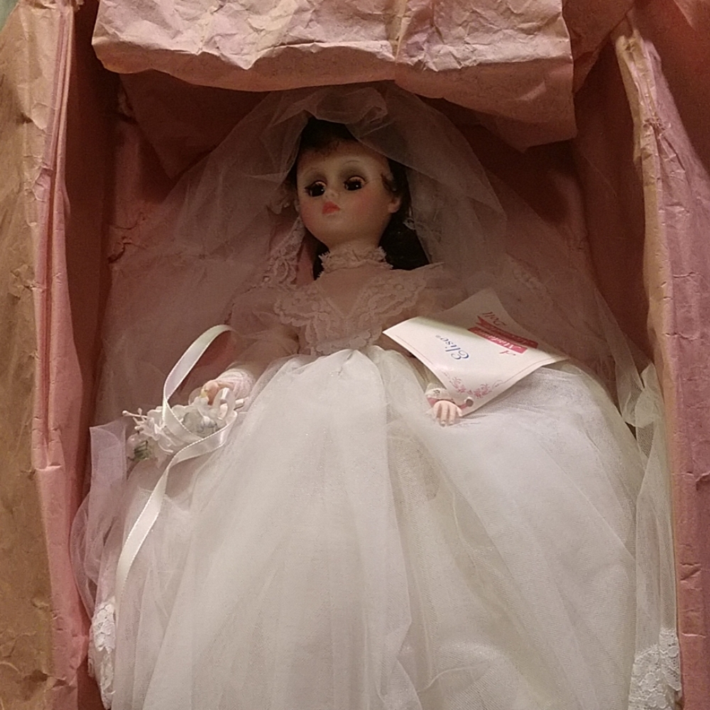 Madame Alexander Bride Doll - Picture 2 of 4